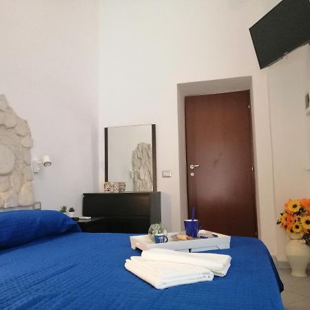 Alexia Domus Hotel Riposto Bagian luar foto
