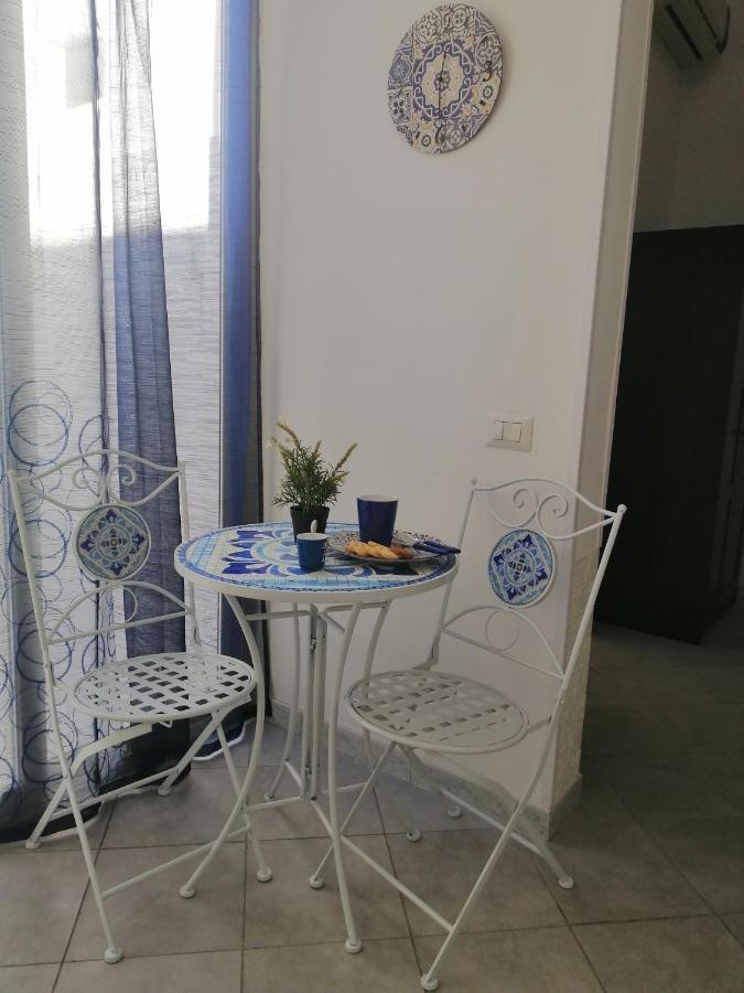 Alexia Domus Hotel Riposto Bagian luar foto